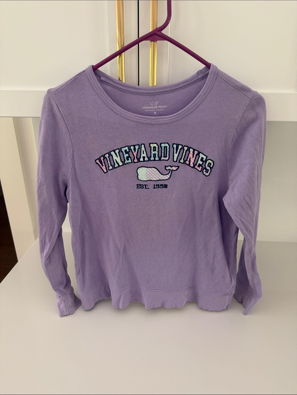 Vineyard vines girls light sweatshirt size medium 10/12